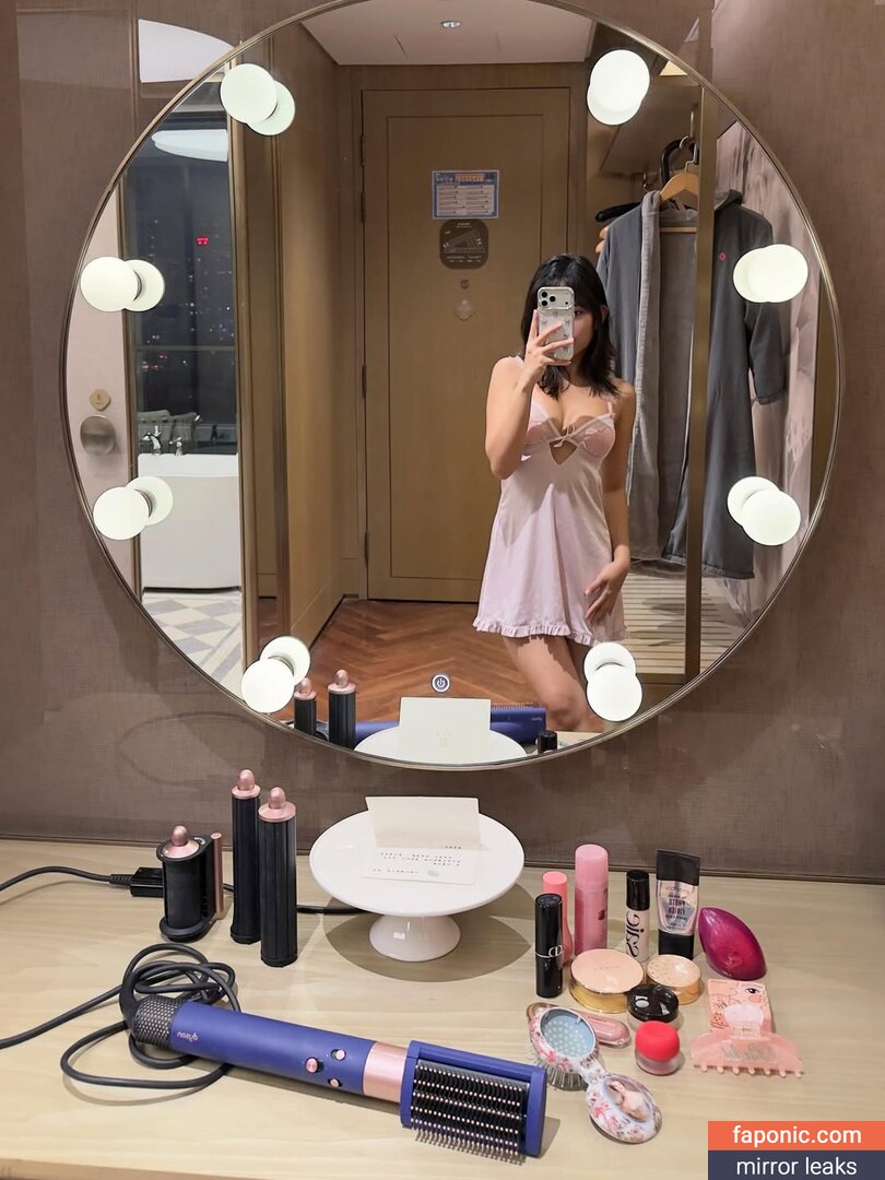 AlodiaMarie, alodiamariee, itsaliyahmarie Сливы ню OnlyFans Фото #347