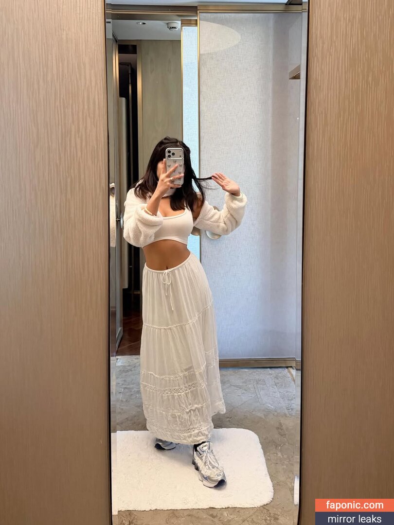 AlodiaMarie, alodiamariee, itsaliyahmarie Сливы ню OnlyFans Фото #349