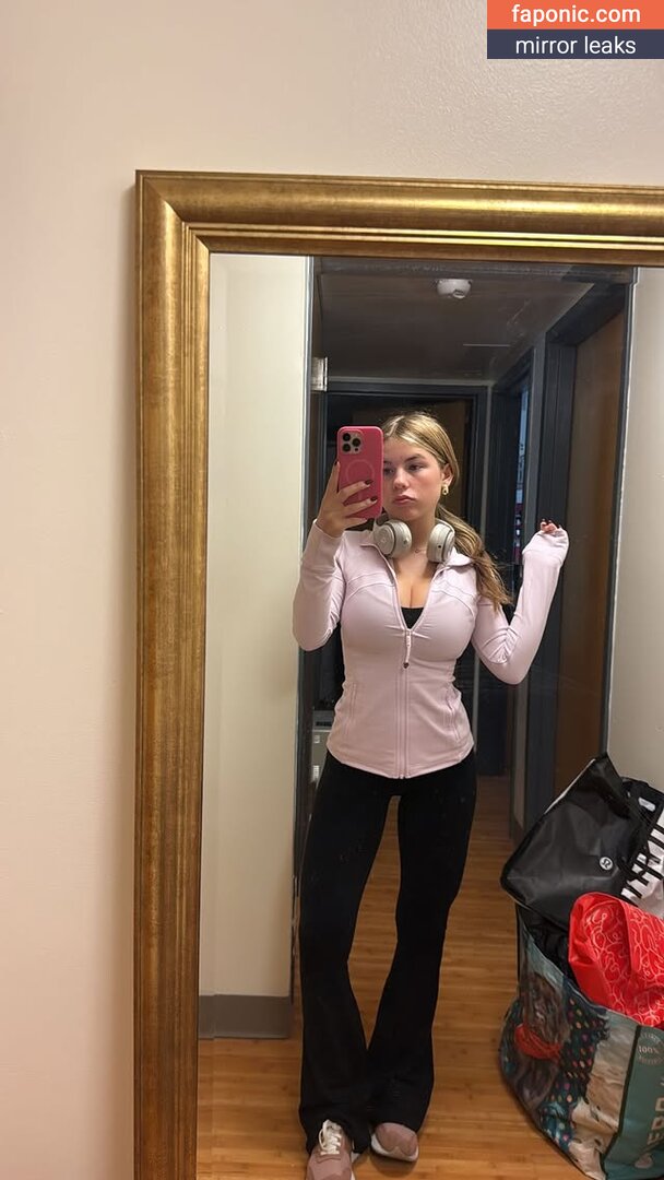 Ariana White, arianaawhite Сливы ню OnlyFans Фото #238