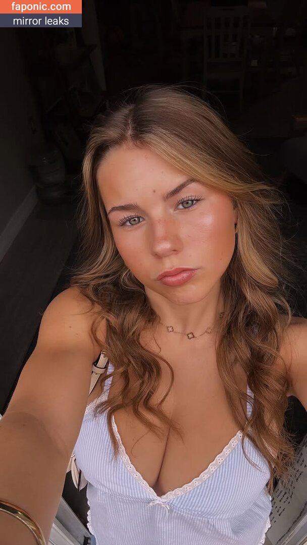 Ariana White, arianaawhite Сливы ню OnlyFans Фото #241