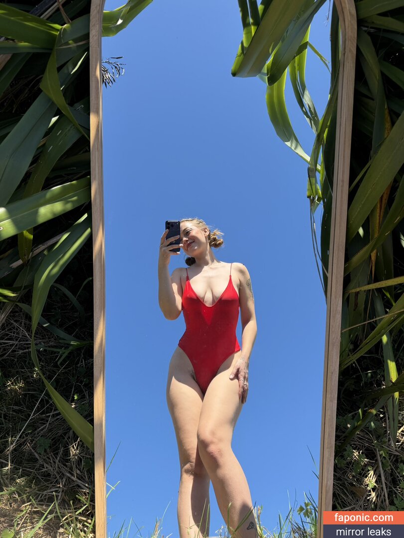 bruhrelia Сливы ню OnlyFans Фото #31