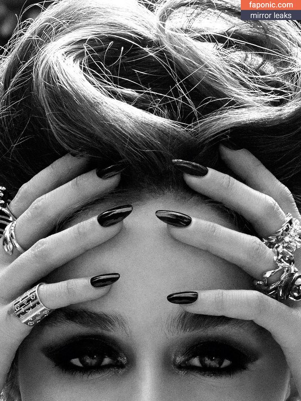 Emilia Clarke, clarkeyxo, emilia_clarke, emiliaclarke, emiliaclarkecentral, https: Сливы ню OnlyFans Фото #312