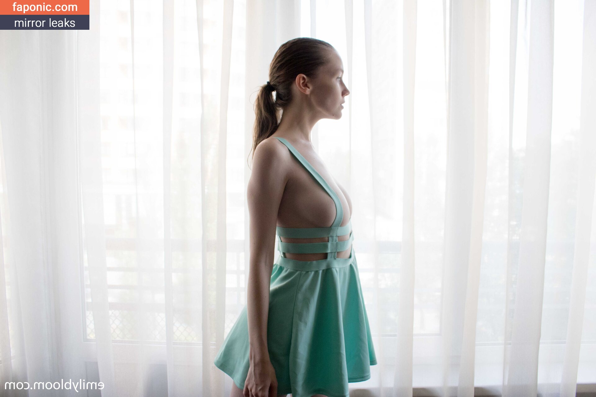 Emily Bloom, emilybloomshow, theemilybloom Сливы ню OnlyFans/Patreon Фото #5258