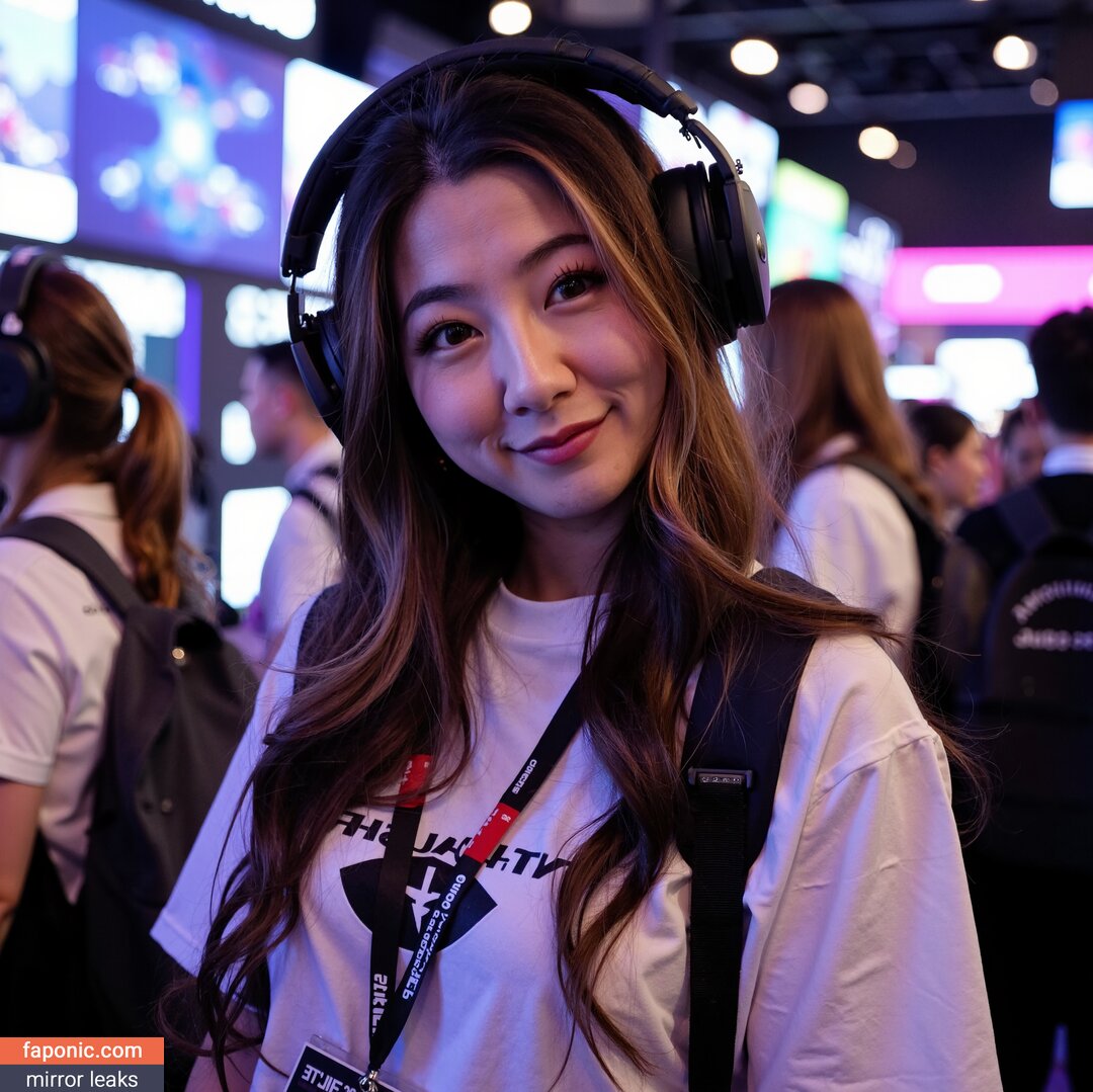 Fuslie, Leslie Сливы ню  Фото #931