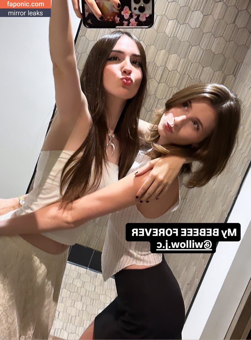 Gabi Bee, Gabriela Bee, gabrielabee Сливы ню  Фото #3