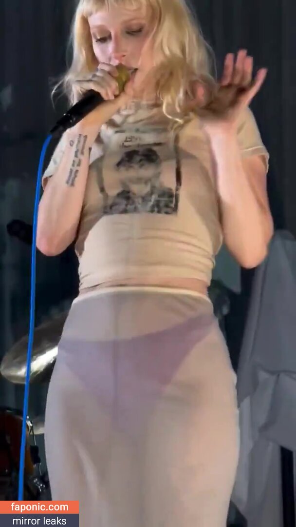 Hayley Williams, meepyfreepy, yelyahwilliams Сливы ню OnlyFans Фото #666