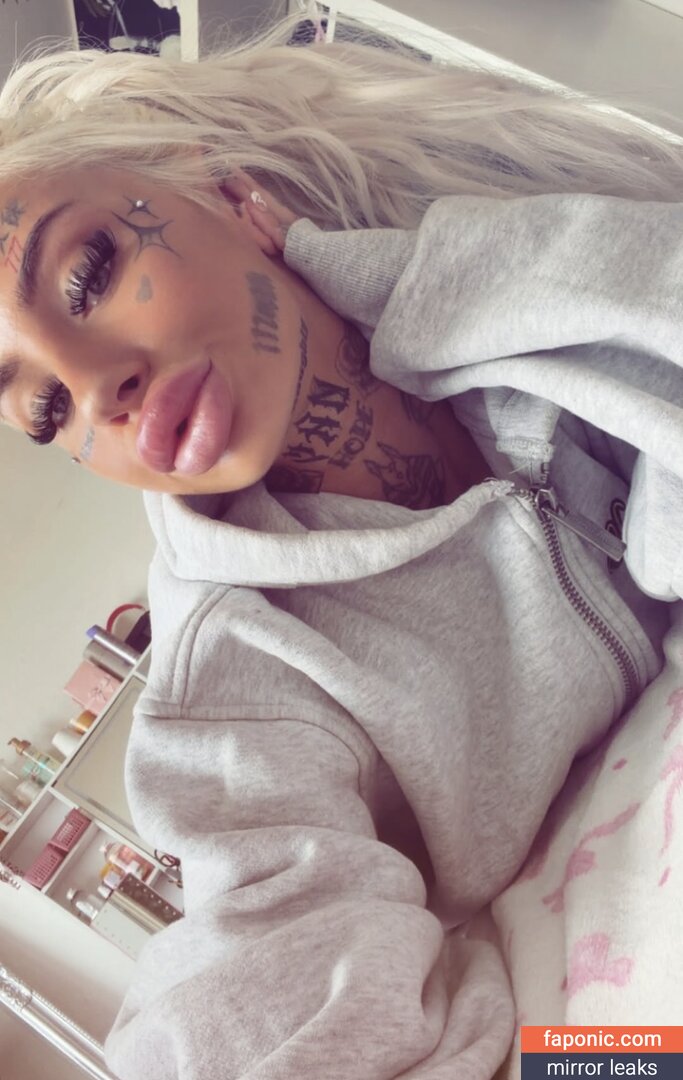 Juicy Lips, juicylipsbb, juicylipsgoddess_86 Сливы ню OnlyFans Фото #3