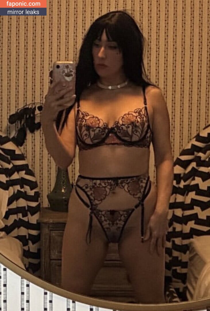 Lulu Blue, Lulublueburlesque Сливы ню  Фото #3