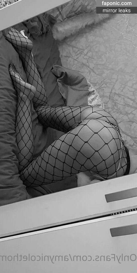 amy_nicolexx, amythompson893, https:, petitesneakylink Сливы ню OnlyFans Фото #90