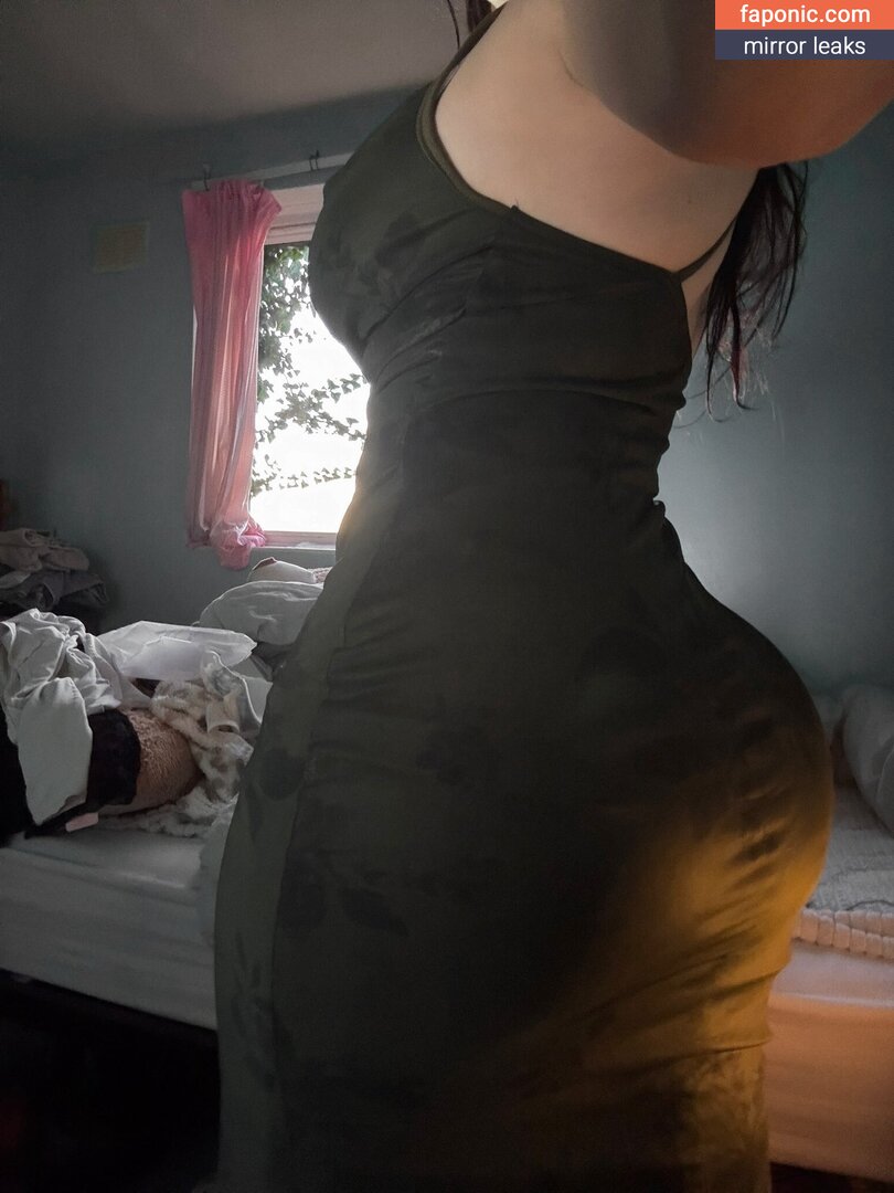 Robyn, robynsnotreal, rrr0byn, therealredrobyn Сливы ню OnlyFans Фото #25