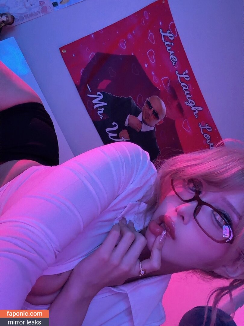 Suakirin Suaki, Sunrinrini, surinrini Сливы ню OnlyFans Фото #29