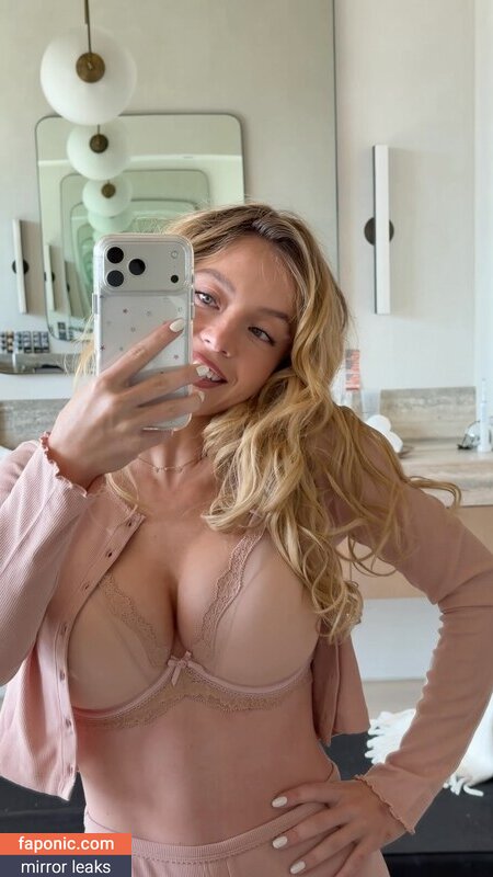 Sydney Sweeney, gal_gadot, https:, sydney_sweeney Сливы ню OnlyFans Фото #485