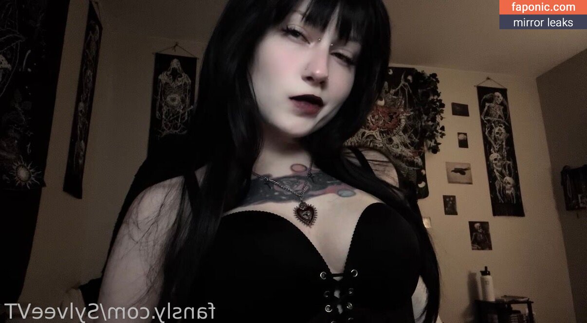 Sylvee, SylveeVT, ashhbearr_, onlyfans Сливы ню OnlyFans Фото #7