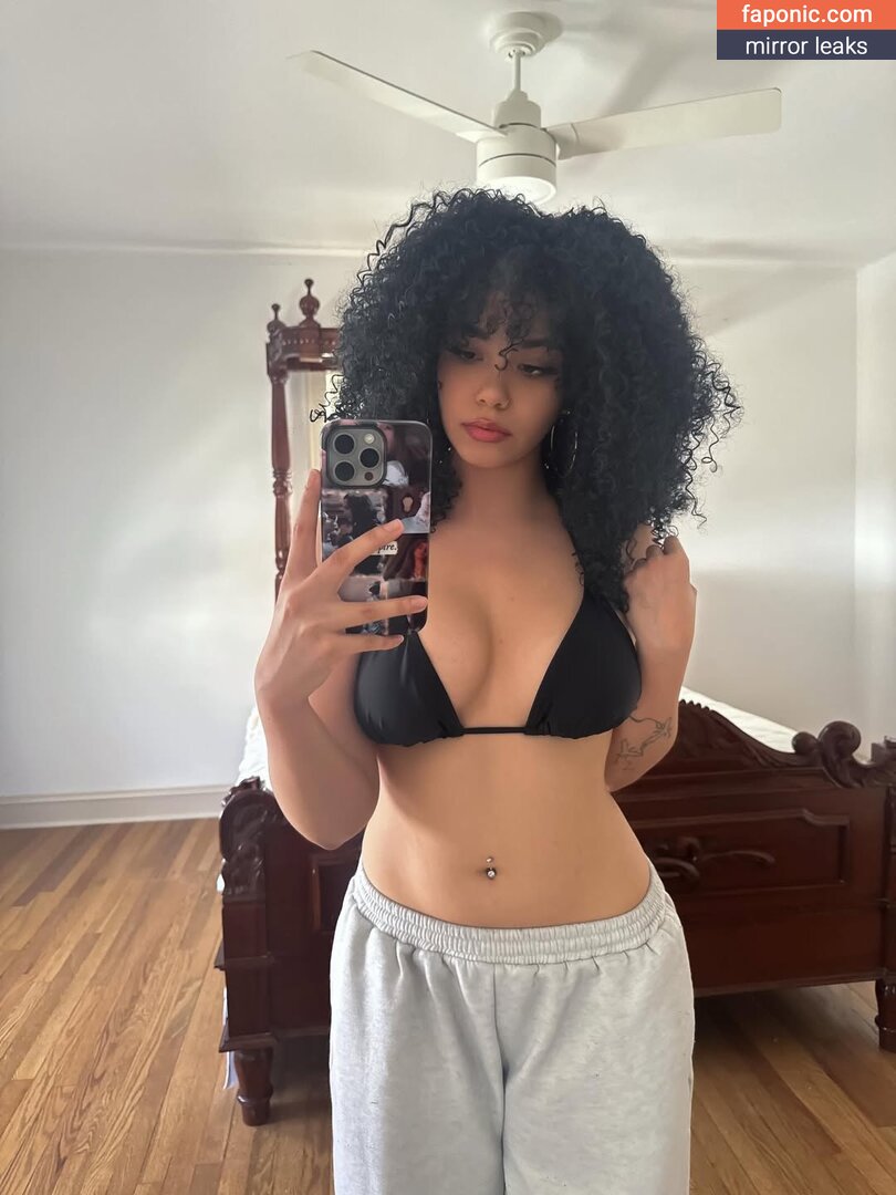 Victoria Vonne, pixieonyxx Сливы ню OnlyFans Фото #70