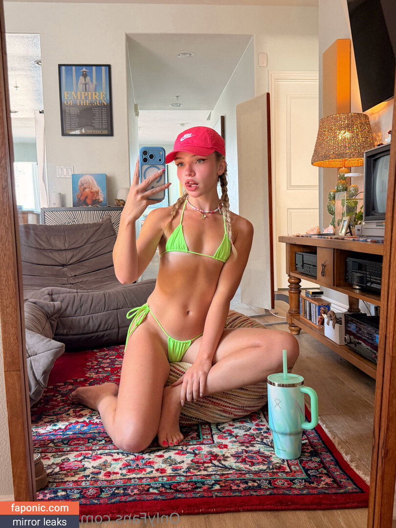 Brie Belle, blairesbigpp, briebellee Сливы ню OnlyFans/Patreon Фото #54