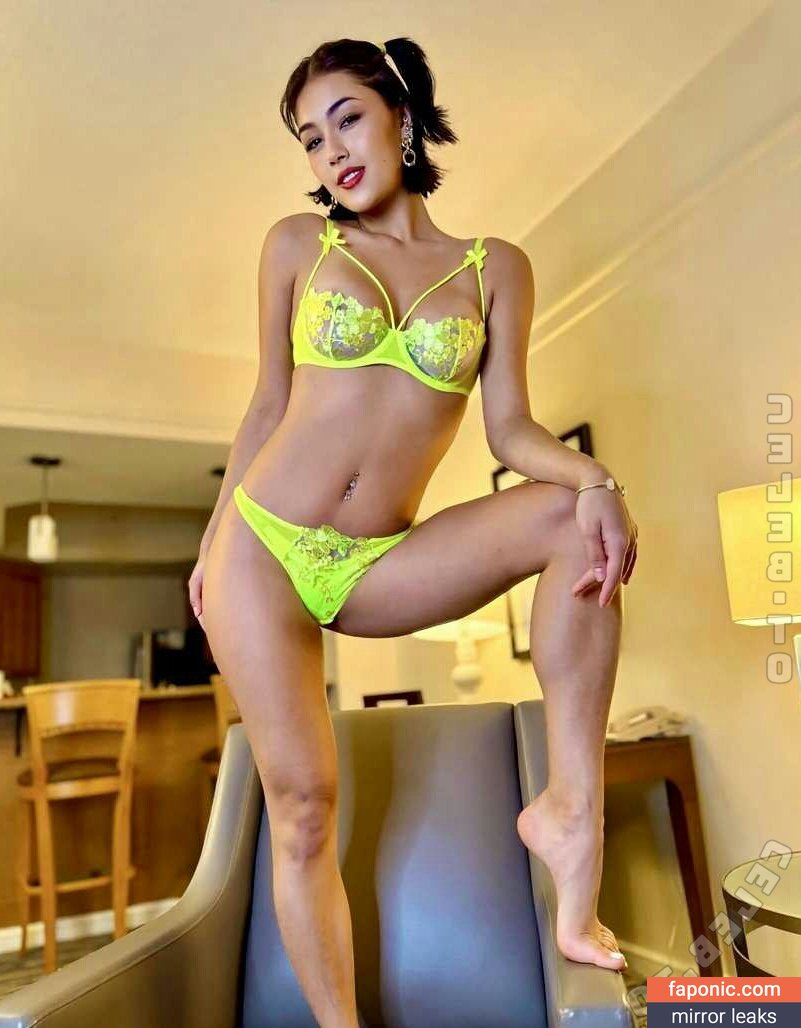 Kylin Milan, kylinmilan, mira_moony Сливы ню OnlyFans Фото #47