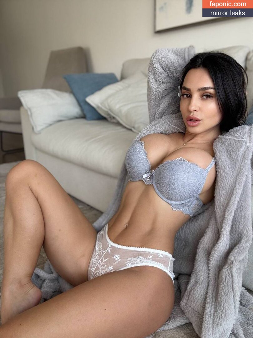 Demidova__helenka, helenka_demidova Сливы ню OnlyFans Фото #11