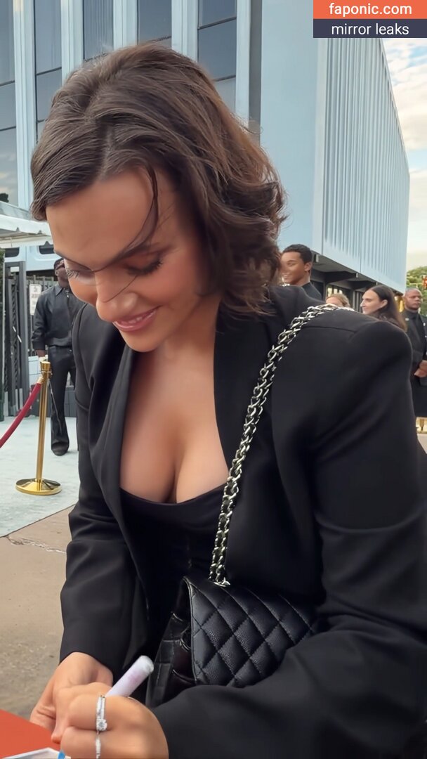 Dafne Keen, dafnefeetworld, dafnekeen, https: Сливы ню OnlyFans Фото #418