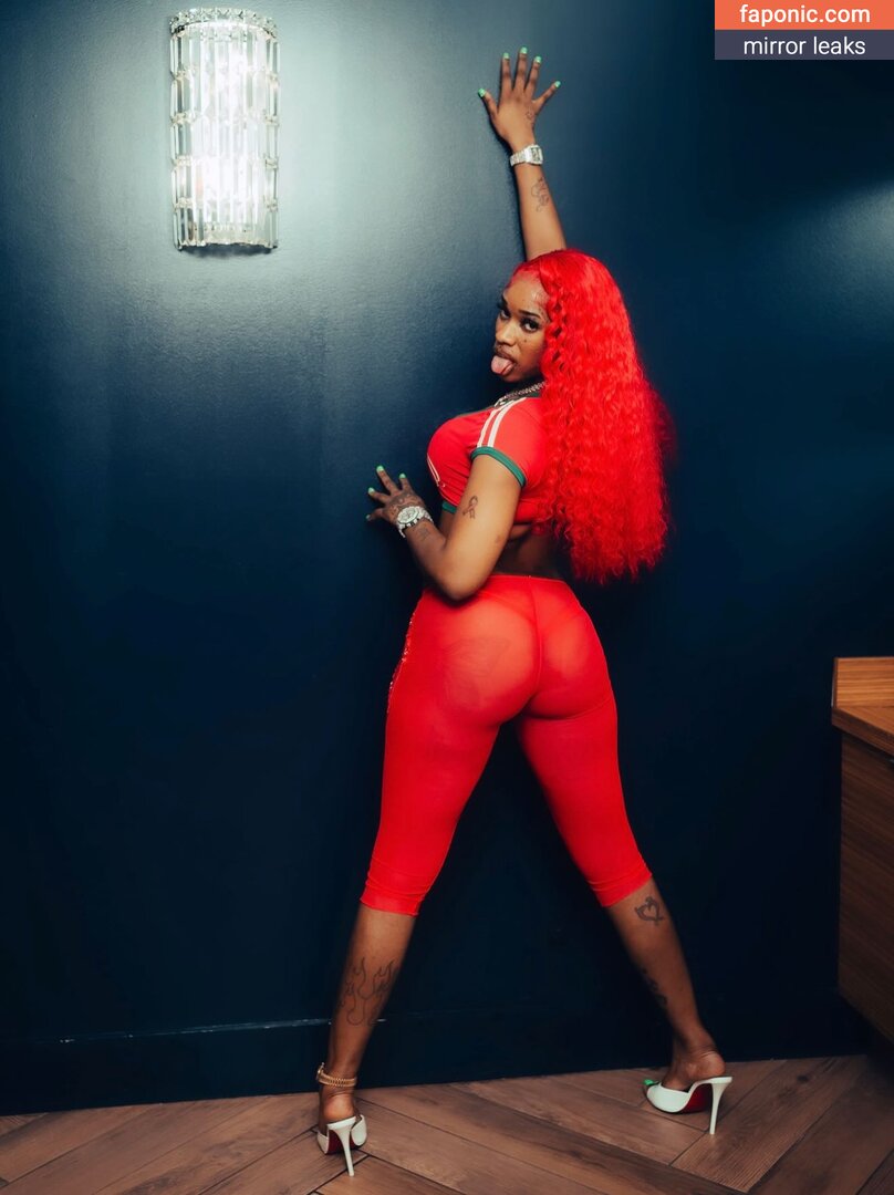 Sexxy Red, sexyred_mc, sexyyred Сливы ню OnlyFans Фото #14
