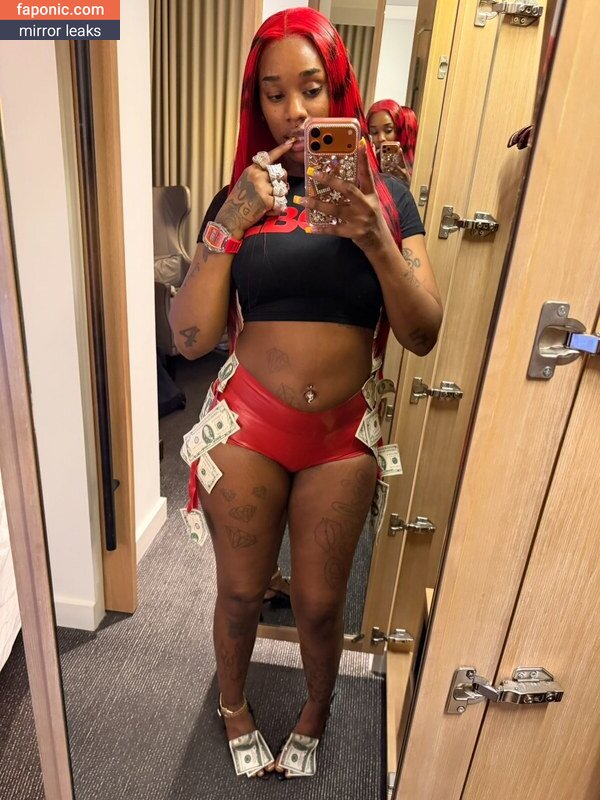 Sexxy Red, sexyred_mc, sexyyred Сливы ню OnlyFans Фото #64
