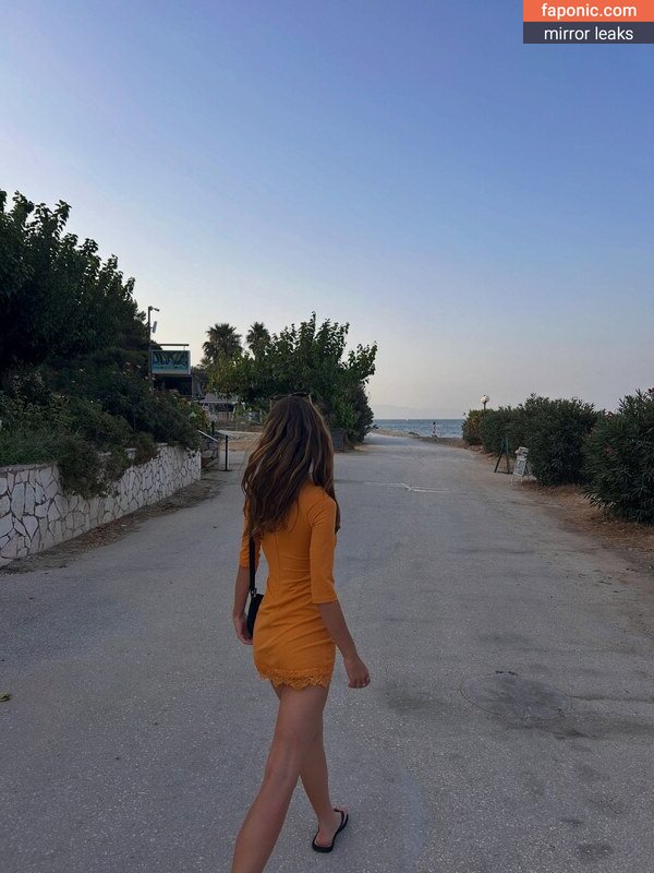 Emily Feld, emily.feld Сливы ню OnlyFans Фото #3814