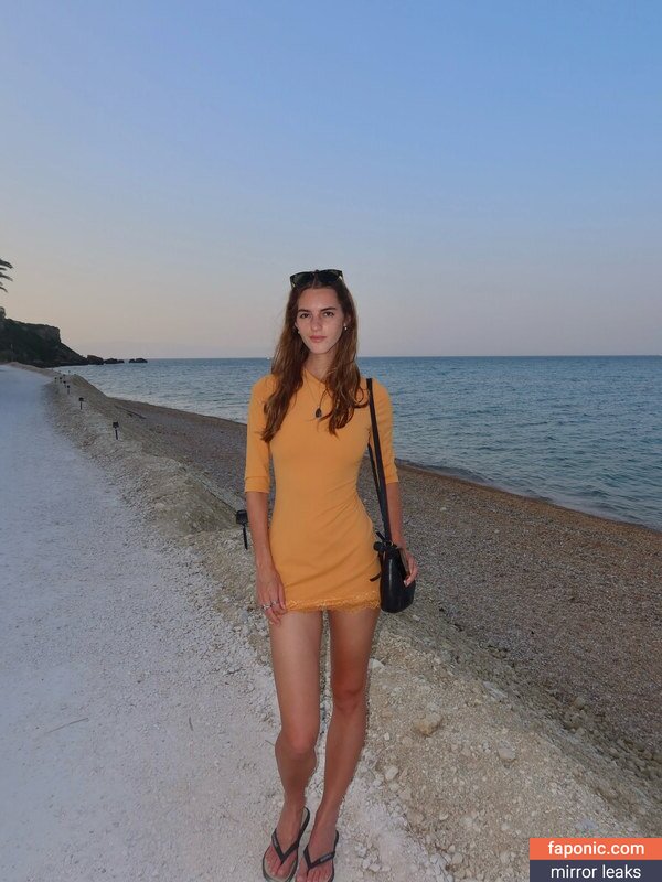 Emily Feld, emily.feld Сливы ню OnlyFans Фото #3817