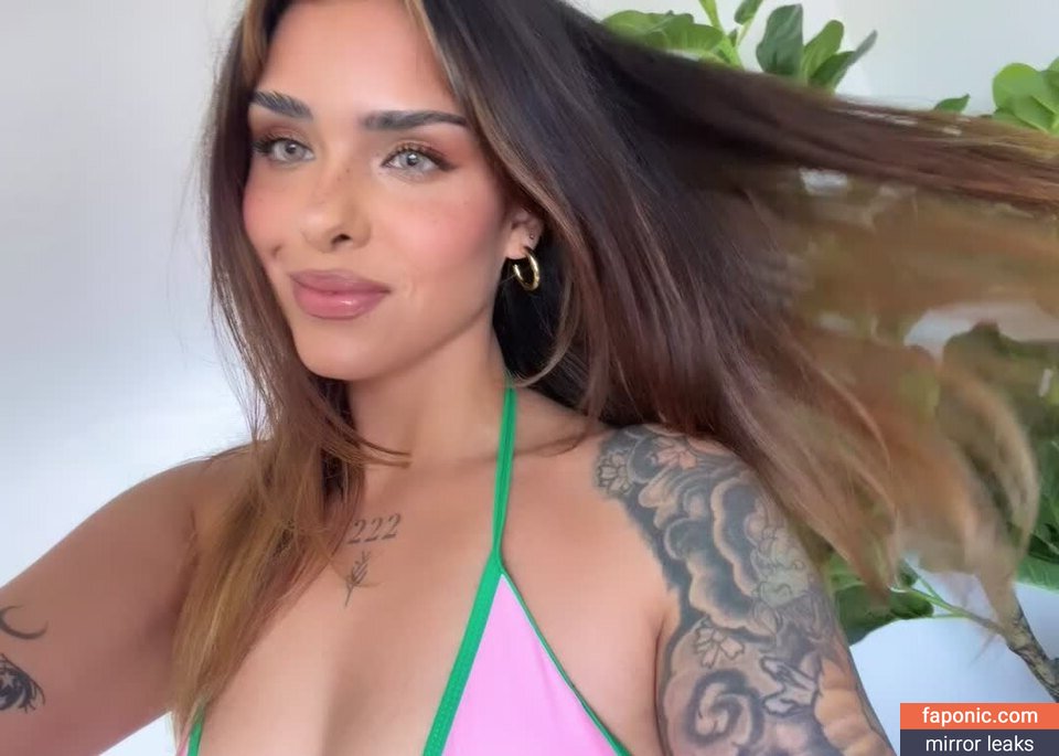 Reikatara, frenchiarmelle, ritaora Сливы ню OnlyFans Фото #36