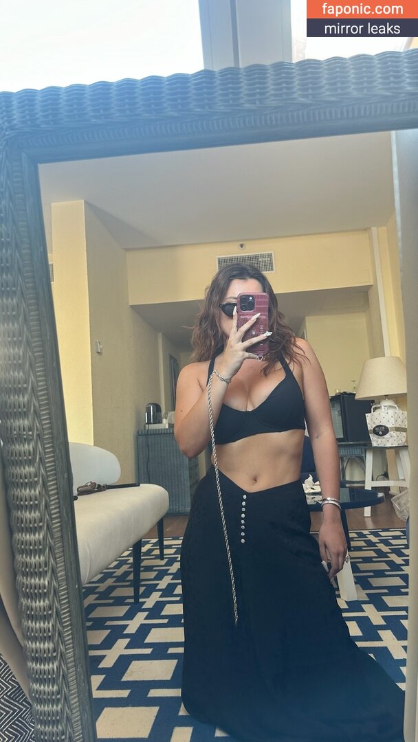 Bella Thorne, bellathorne Сливы ню OnlyFans Фото #2