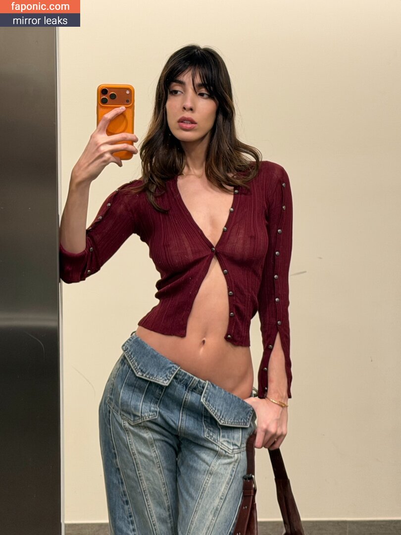 Luna Piombanti, lucedellaluna, lunapiombanti Сливы ню OnlyFans Фото #77