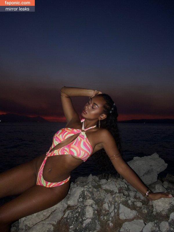 elizabeth anorue, llleasy, llleasy_ Сливы ню OnlyFans Фото #2
