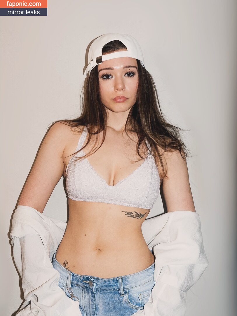 Nikki Woods, nikki_neko, nikkiwoodss Сливы ню OnlyFans Фото #51