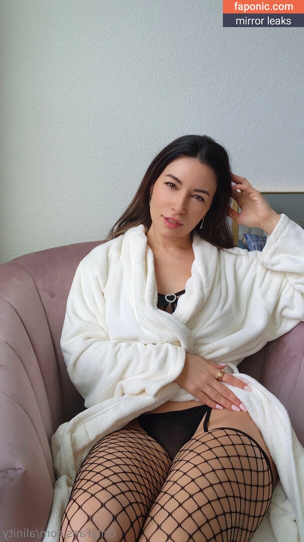Alinity, alinitydivine, https: Сливы ню OnlyFans Фото #1561