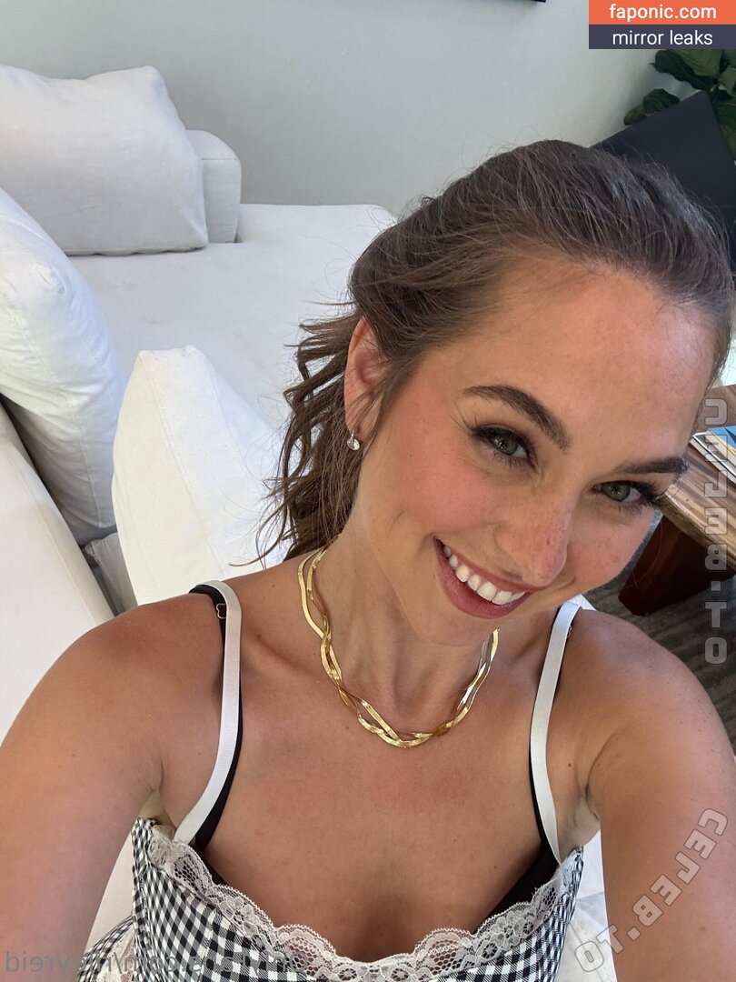 Riley Reid, RileyReidTikTok, hellorileyreid, rileyreidx3 Сливы ню OnlyFans Фото #2610