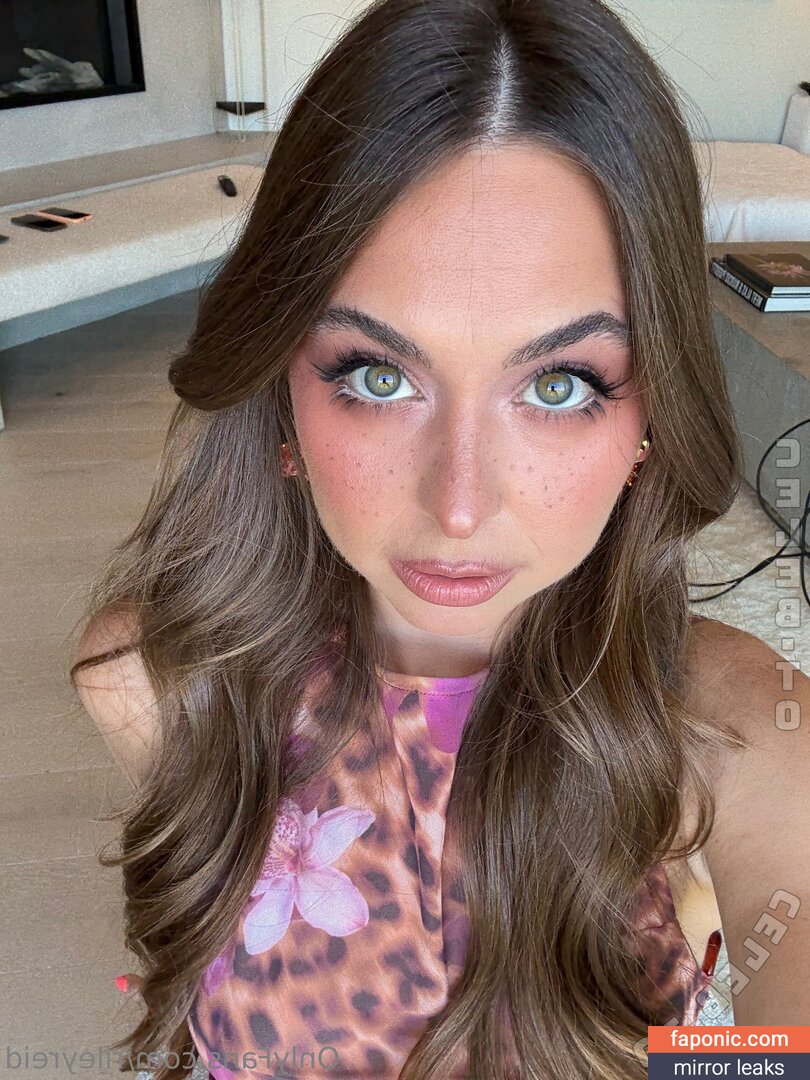 Riley Reid, RileyReidTikTok, hellorileyreid, rileyreidx3 Сливы ню OnlyFans Фото #2782