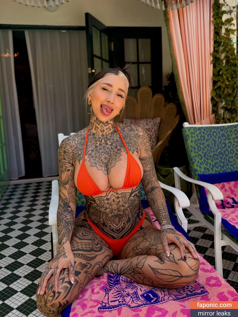Split_tongue_bri, splittonguebri Сливы ню OnlyFans Фото #24