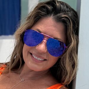 Sarah Clayton