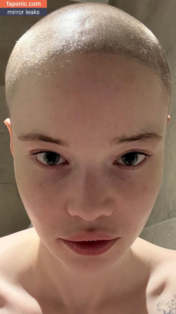 Bigguswombus, Bigwomb, Morgpie, https: Сливы ню OnlyFans Фото #138