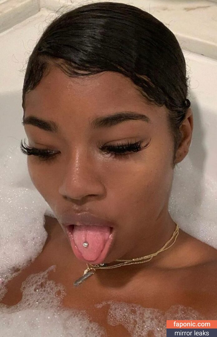 Kyylareneee, kurlykyy, kurrlyyy, kyylarenee Сливы ню OnlyFans Фото #14