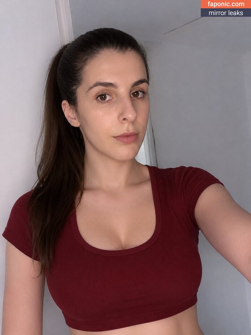 Chloe Tzuqiknee