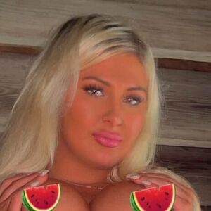 kissinkristin
